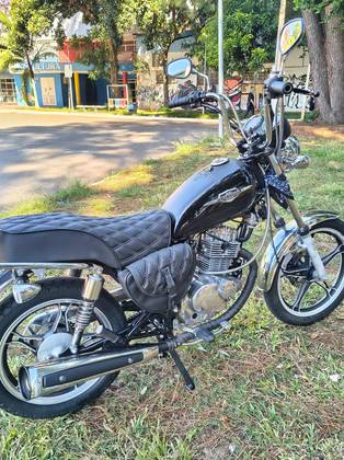 SUZUKI INTRUDER 125 SUZUKI INTRUDER 125